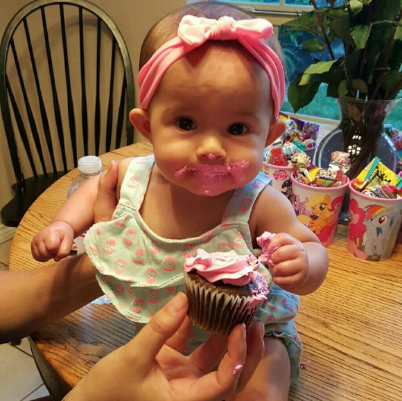 Meet your Posher, Lauren - Picture 3 of 8